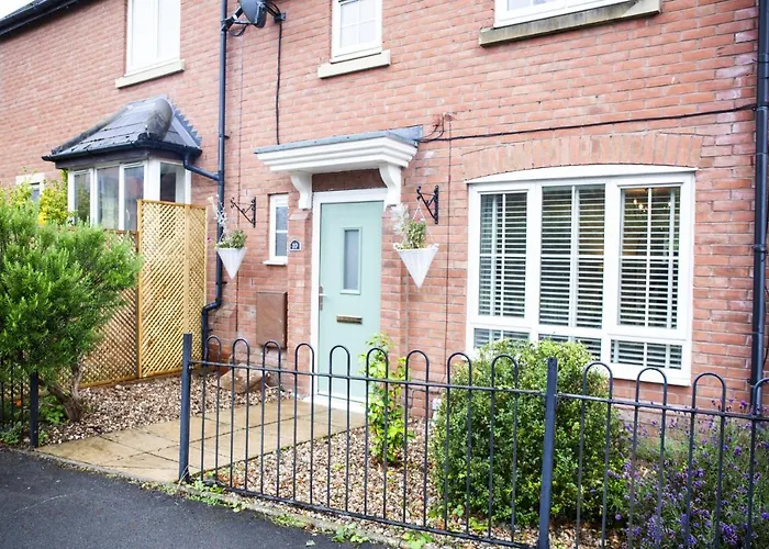 Beautiful House In Stratford Upon Avon